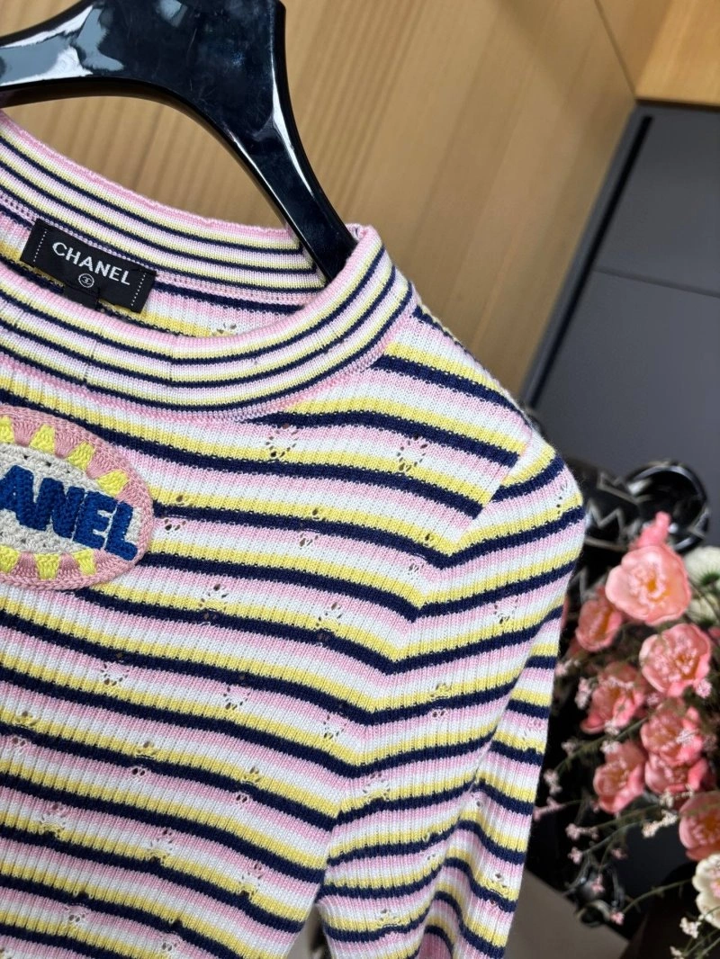 Chanel T-Shirts Cozy 107979