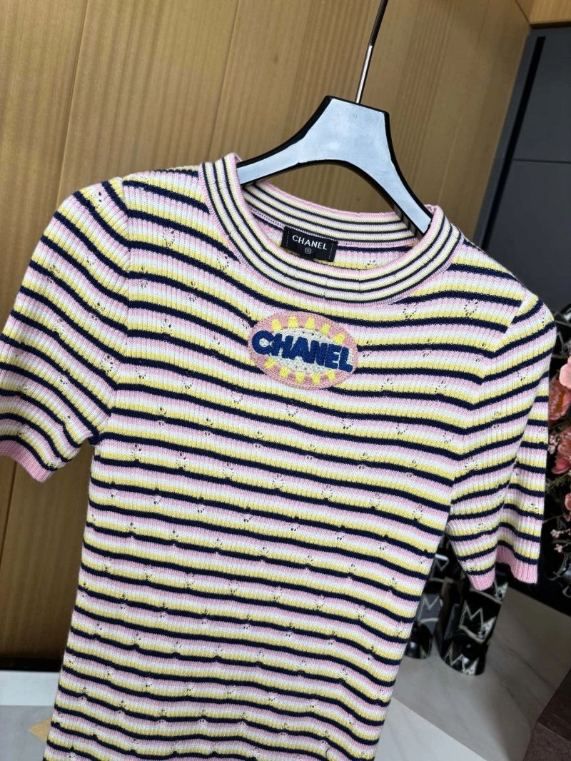 Chanel T-Shirts Cozy 107979
