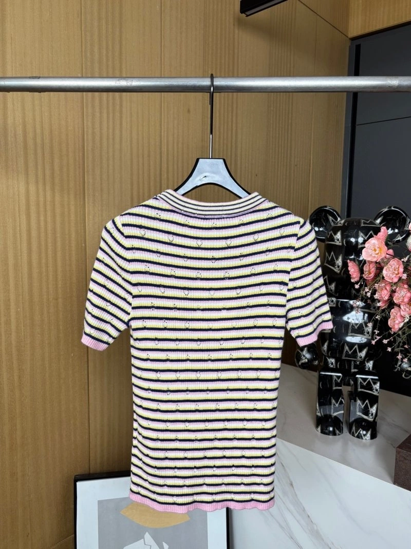 Chanel T-Shirts Cozy 107979