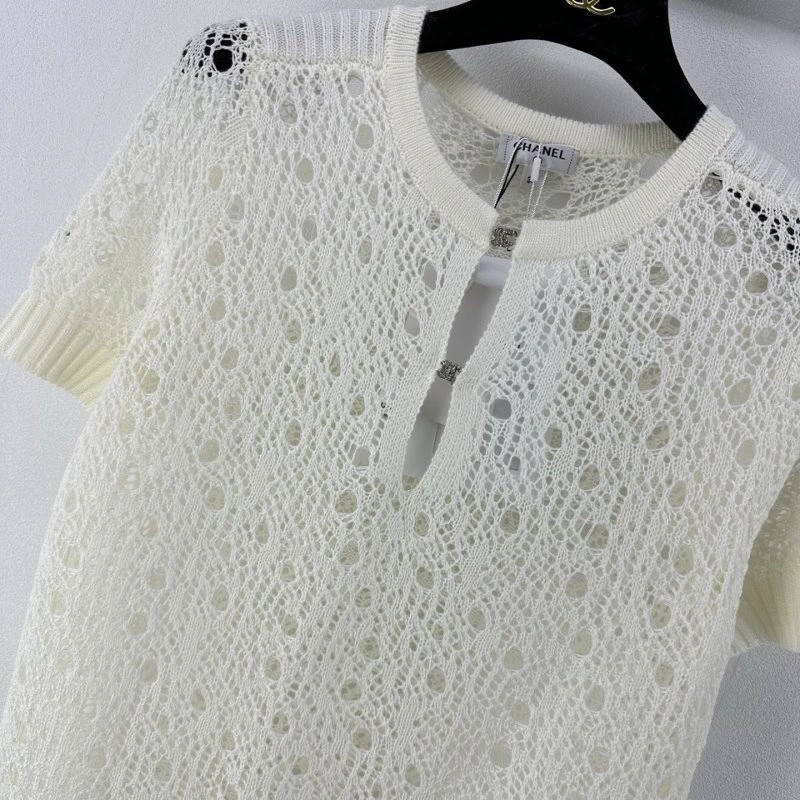 Chanel T-Shirts Vibrant 107997