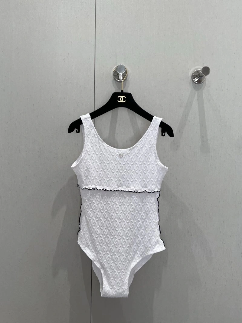 FreshLook Chanel T-Shirts 107999