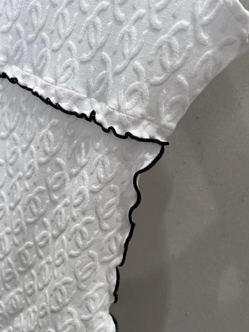 FreshLook Chanel T-Shirts 107999
