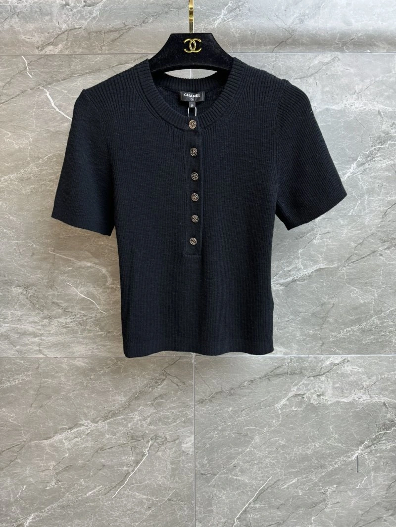 Chanel T-Shirts Practical 107971