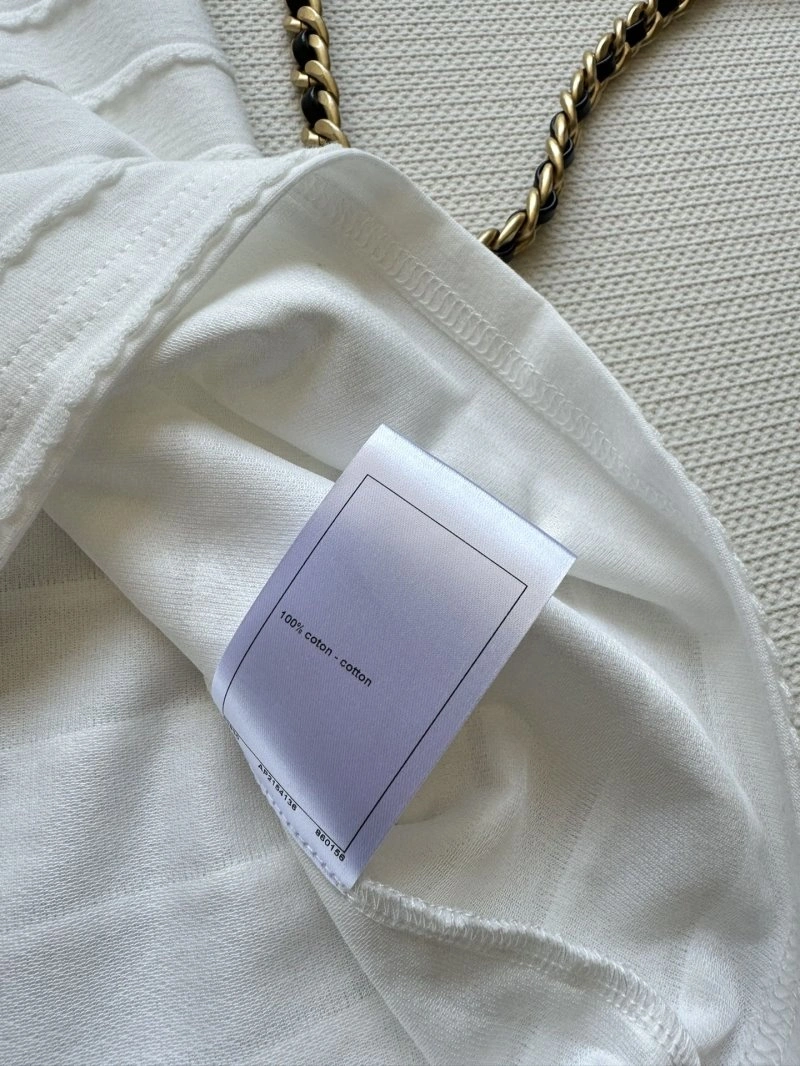 Chanel T-Shirts WeatherProof 107996