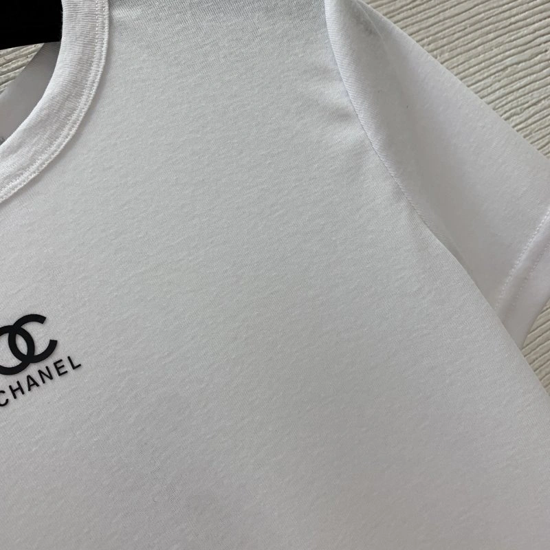 UrbanStyle Chanel T-Shirts 107981