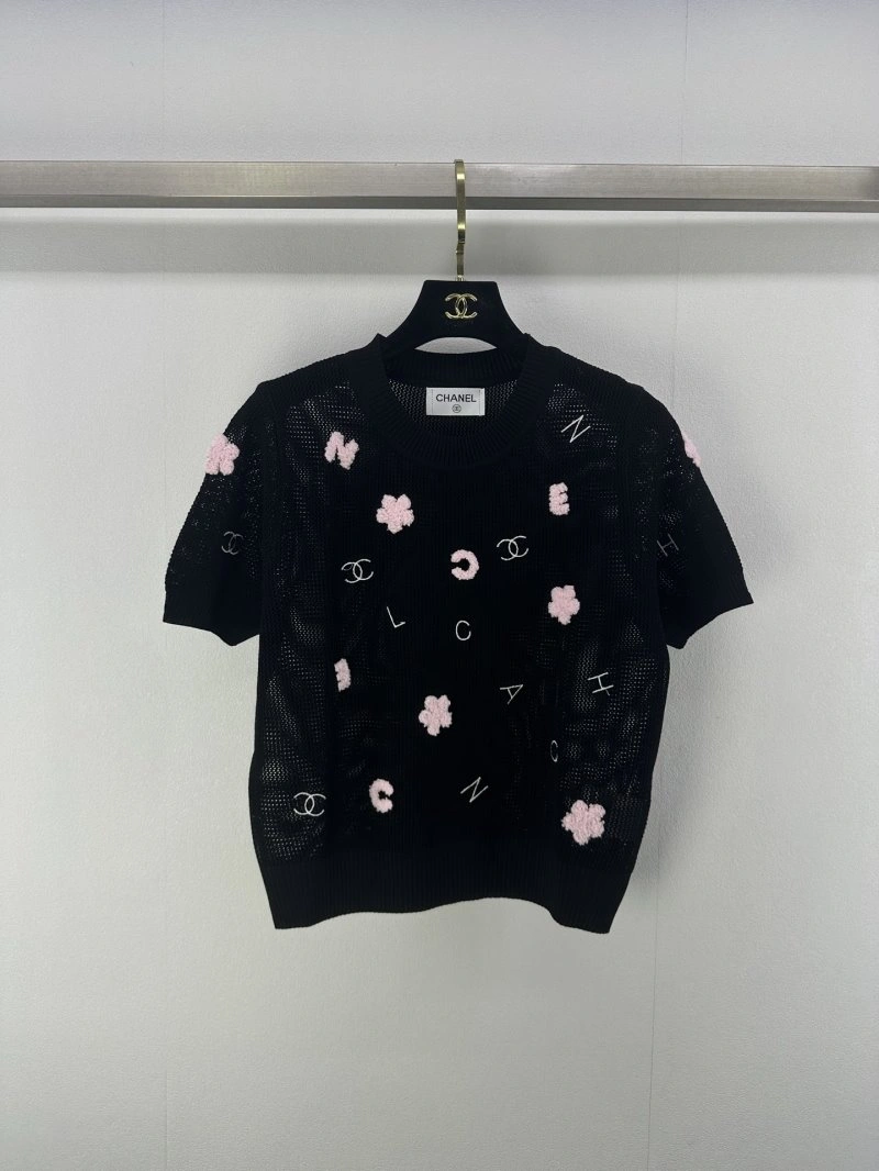 Trendsetting Chanel T-Shirts 107982