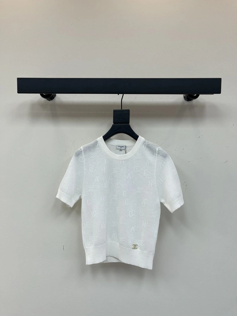 Versatile Chanel T-Shirts 107969