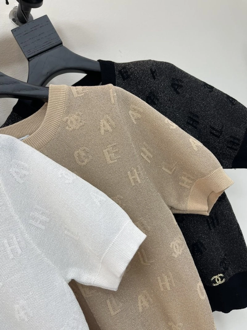 Versatile Chanel T-Shirts 107969