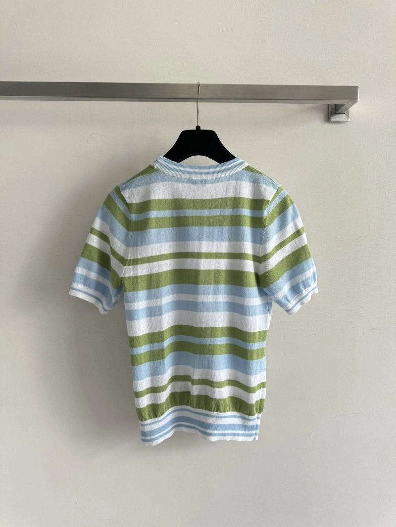 Original Chanel T-Shirts 107961