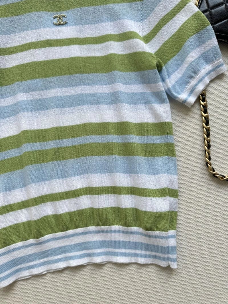 Original Chanel T-Shirts 107961