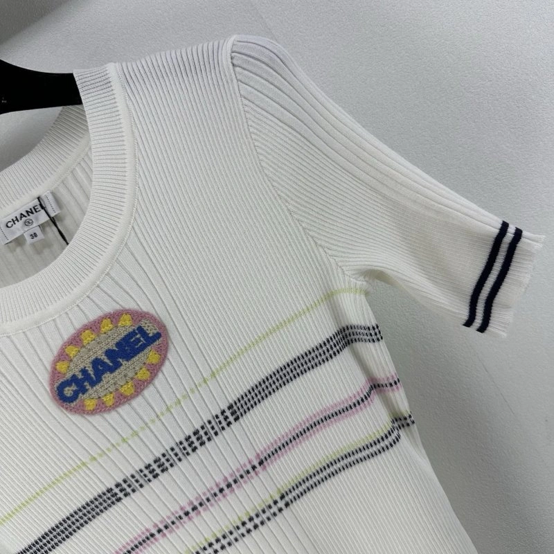 Bright Chanel T-Shirts 107943