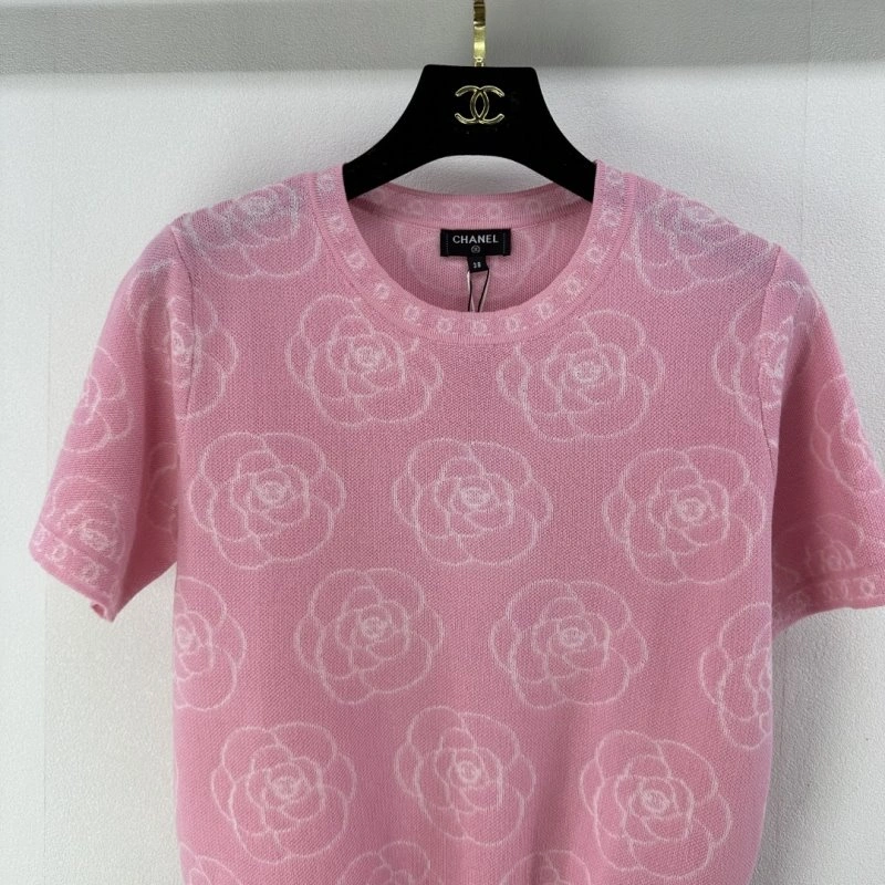 Effortless Chanel T-Shirts 107956
