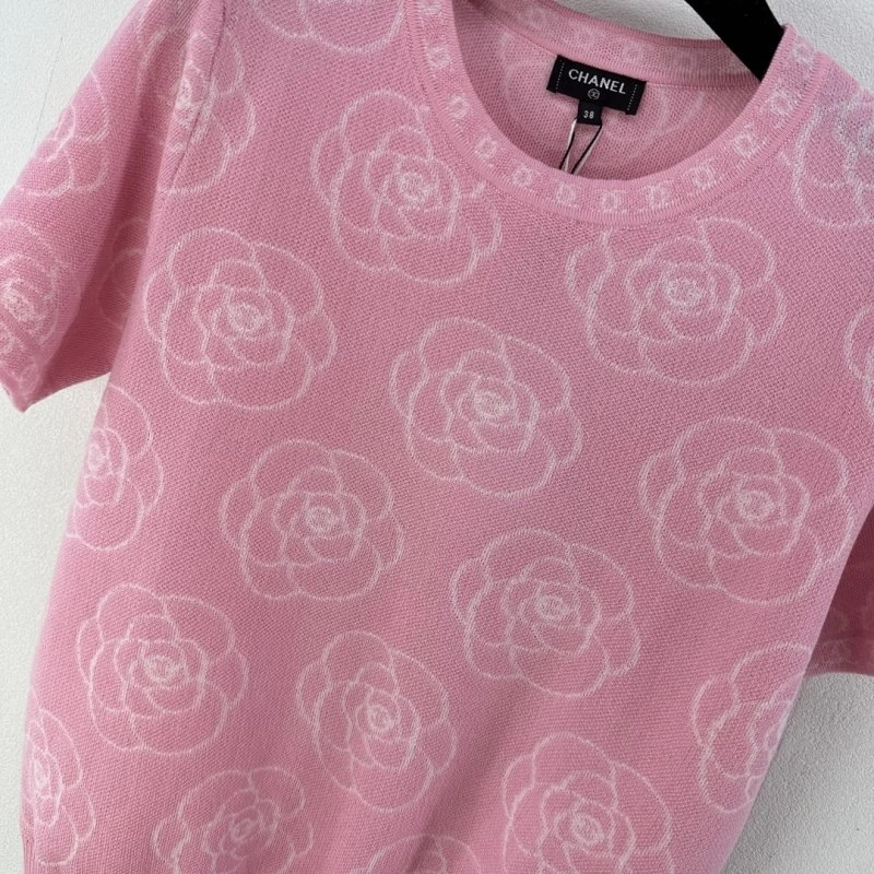 Effortless Chanel T-Shirts 107956