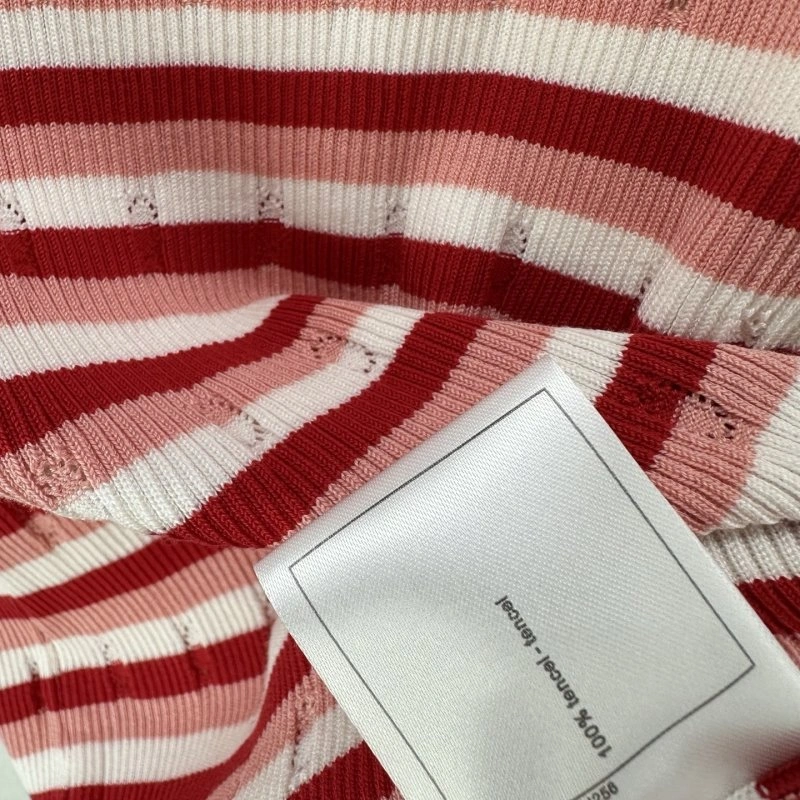 Comfortable Chanel T-Shirts 107940
