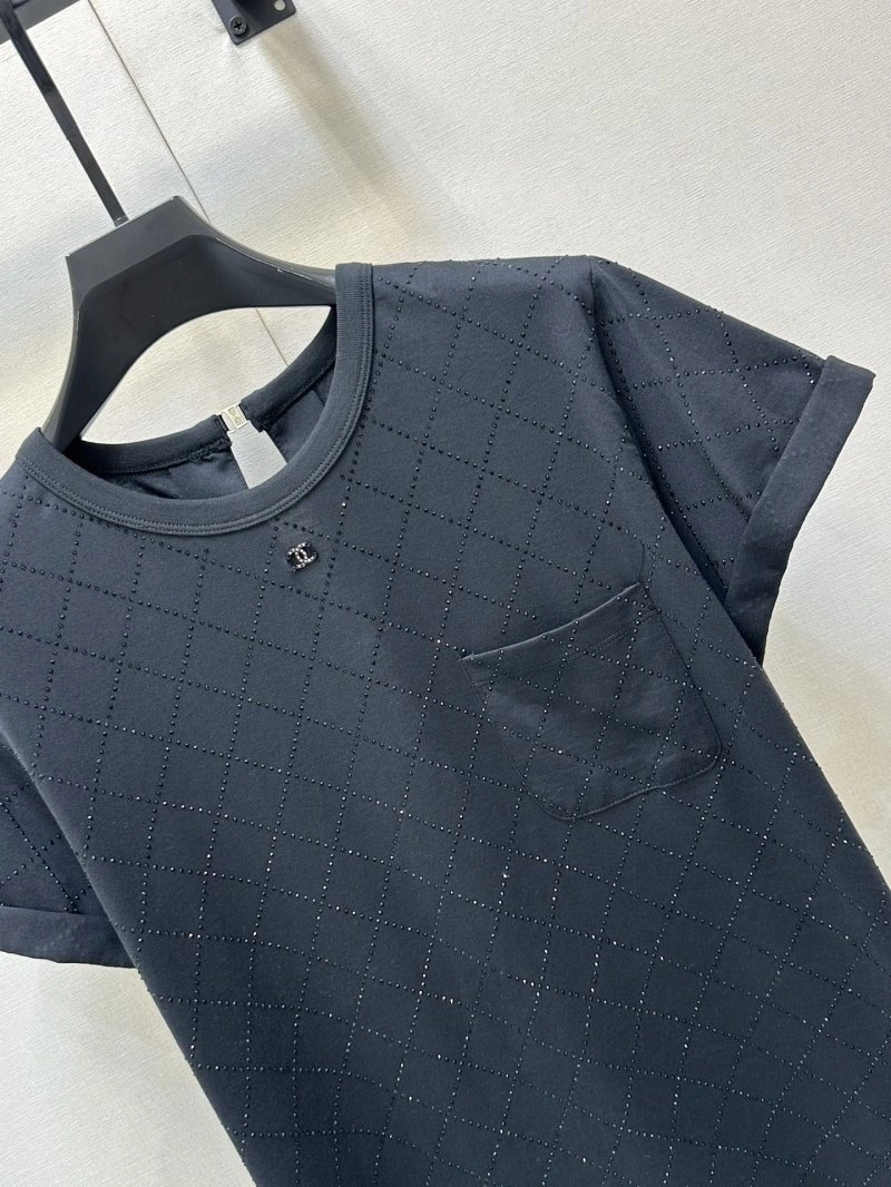 Chanel T-Shirts Durable 107942