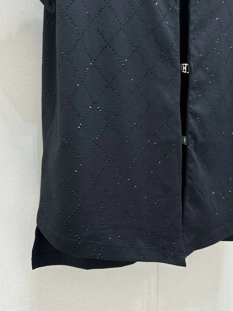 Chanel T-Shirts Durable 107942