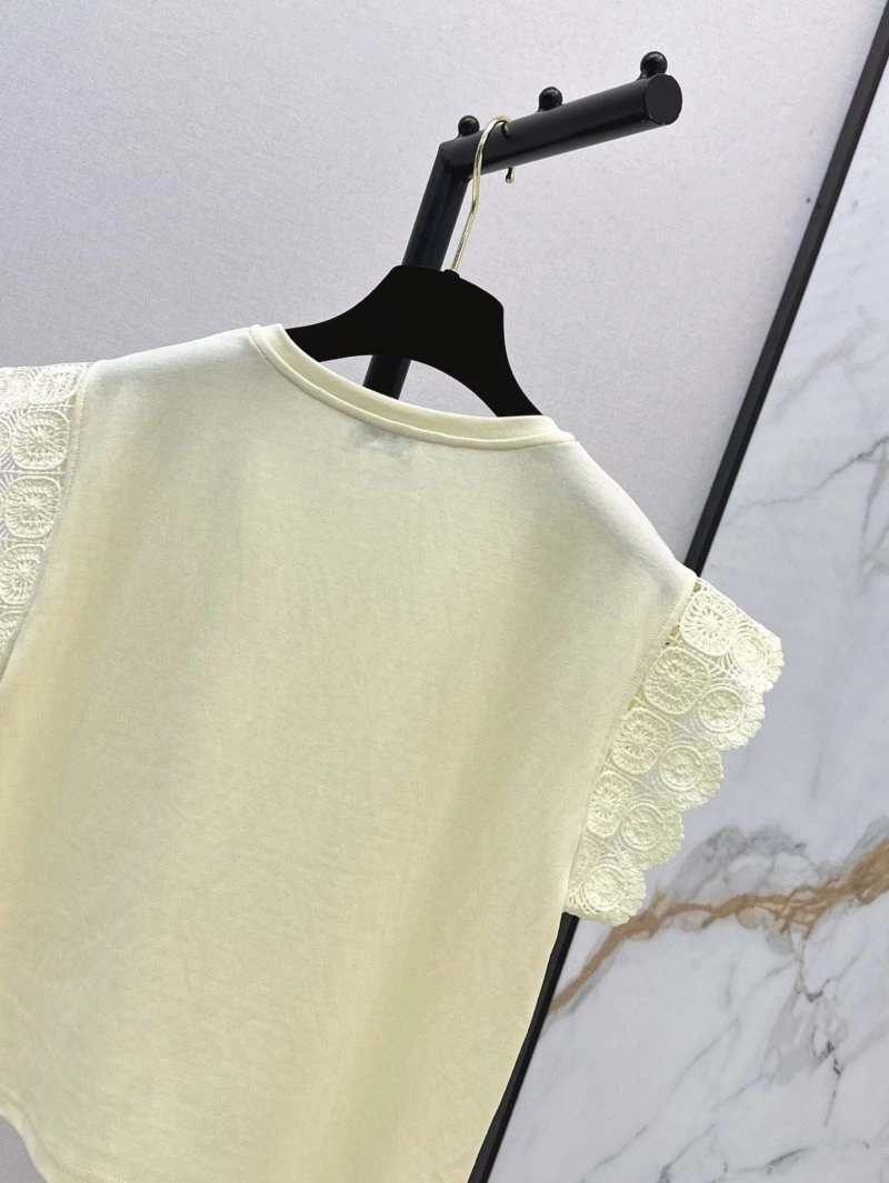 Youthful Chanel T-Shirts 107945