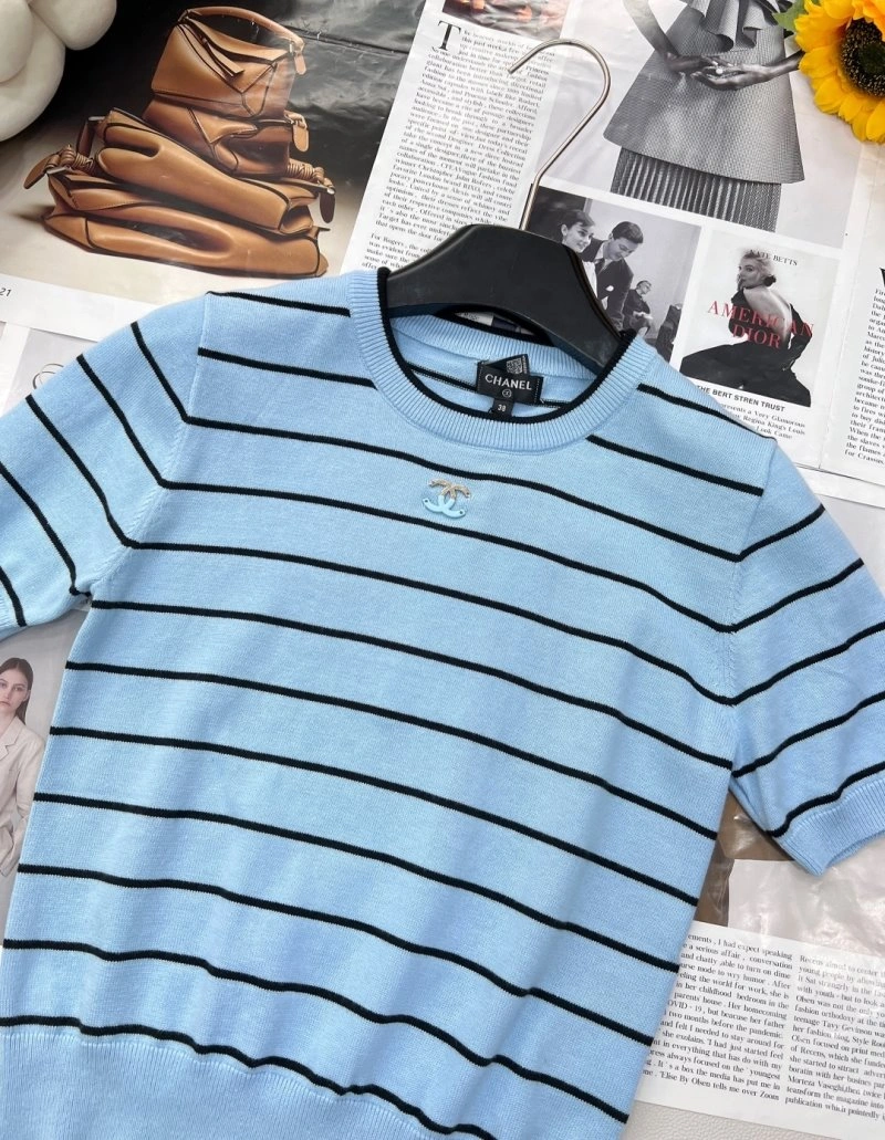 Colorful Chanel T-Shirts 107953