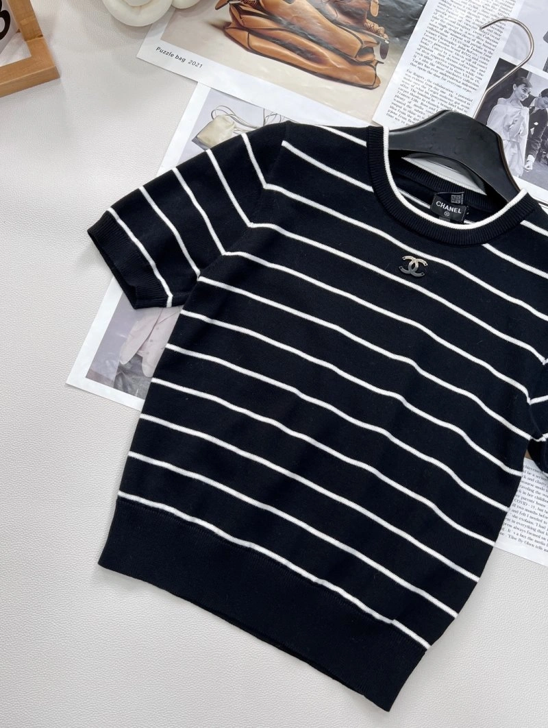 Trendsetting Chanel T-Shirts 107950