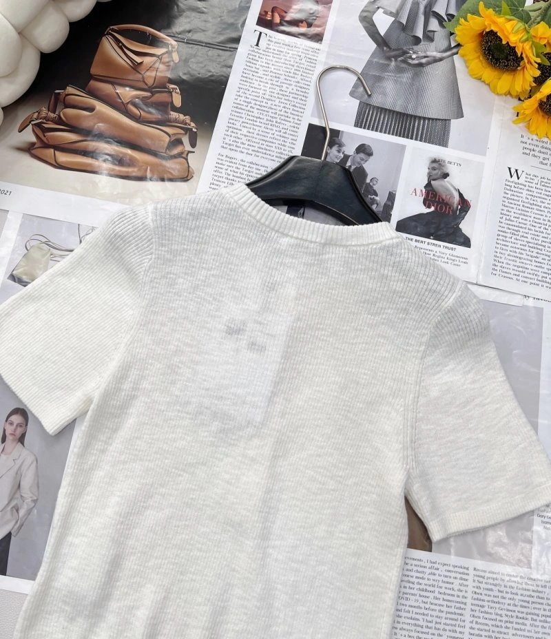 RelaxedFit Chanel T-Shirts 107926