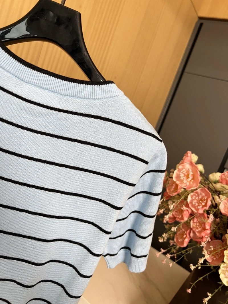 Chanel T-Shirts Trendy 107907