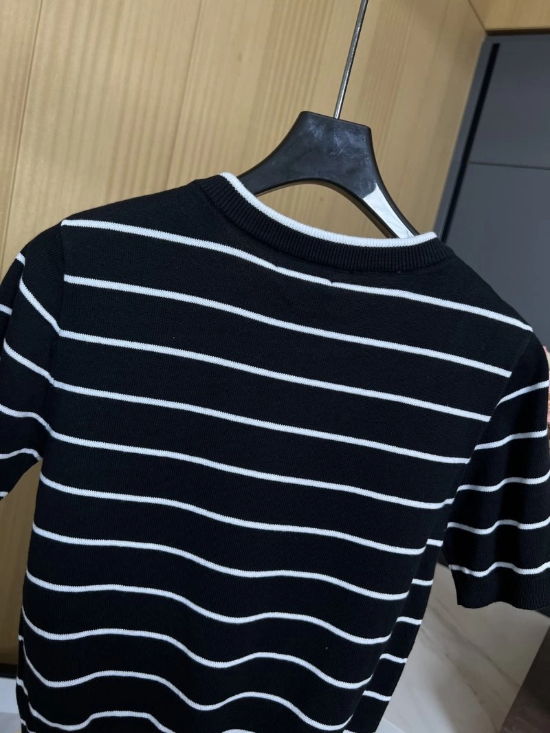 WrinkleFree Chanel T-Shirts 107905