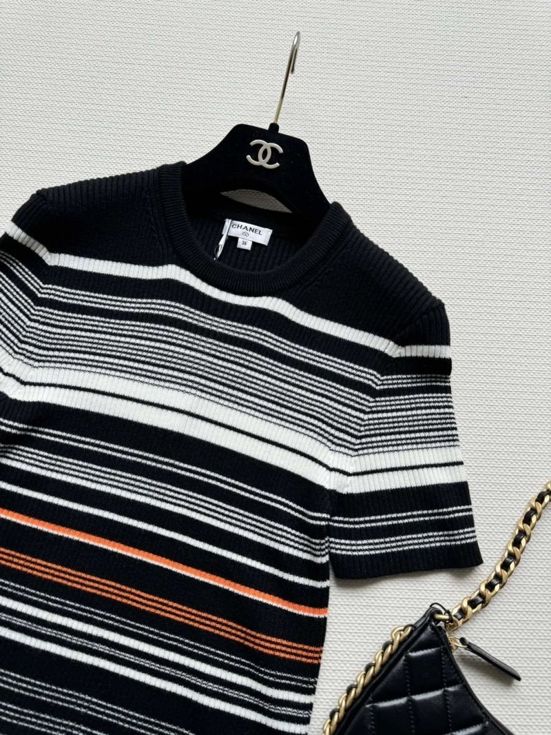 Reliable Chanel T-Shirts 107891