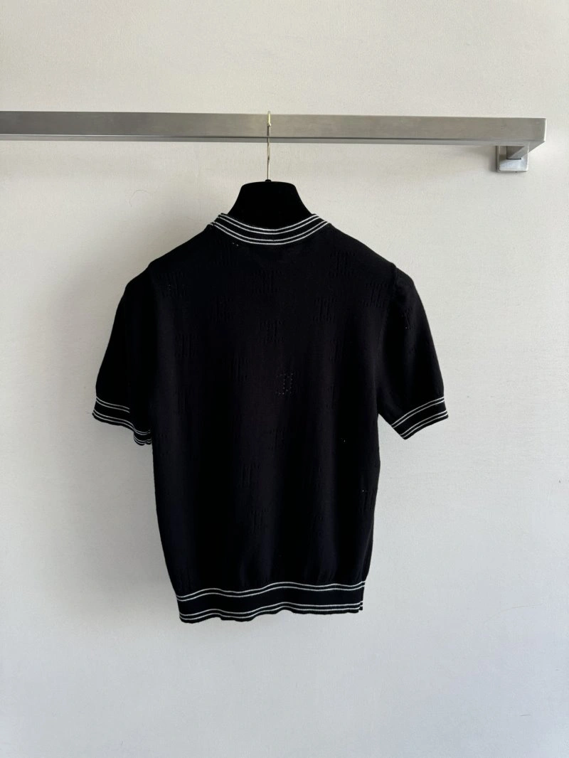 UrbanChic Chanel T-Shirts 107896