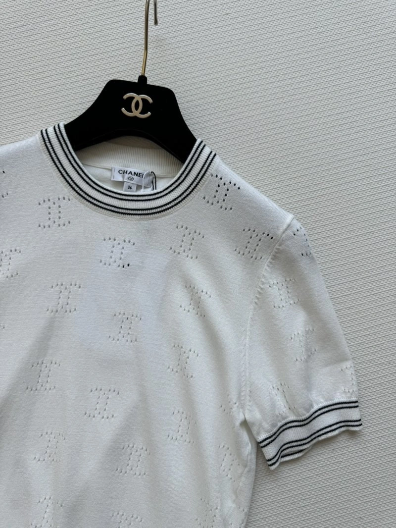 Chanel T-Shirts Original 107895