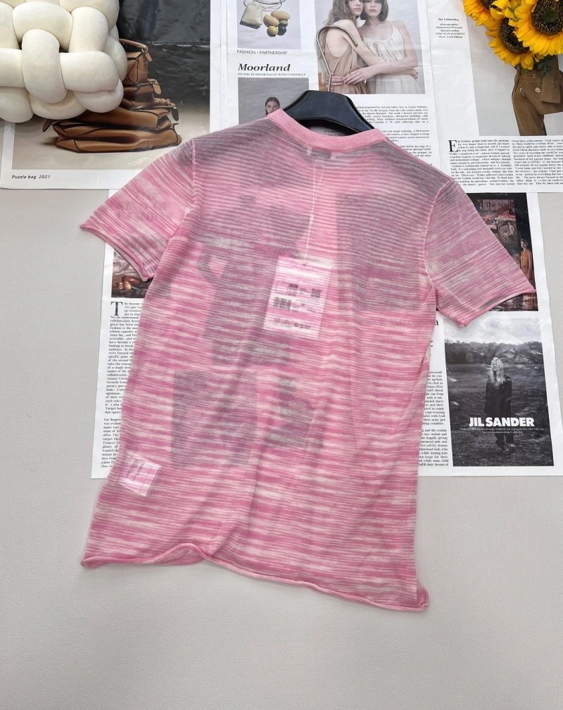 Neat Chanel T-Shirts 107917