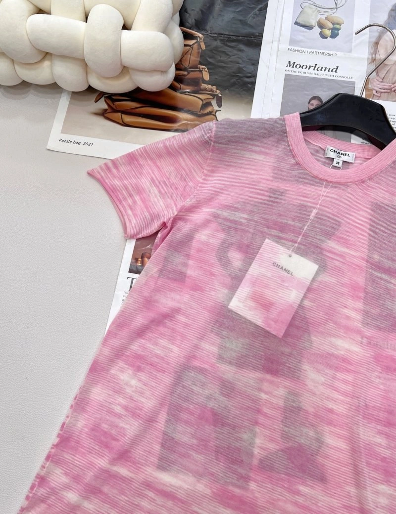 Neat Chanel T-Shirts 107917