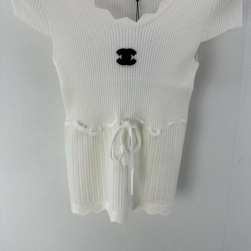 Chanel T-Shirts Durable 107911