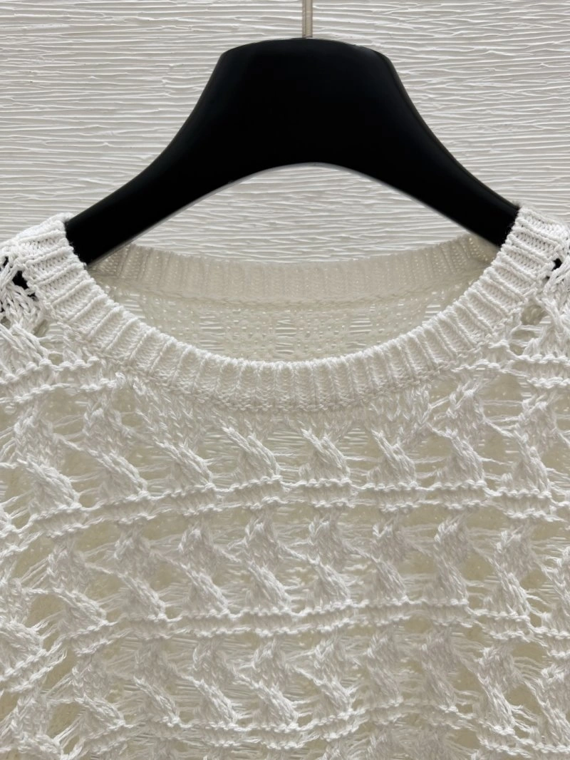 EyeCatching Chanel T-Shirts 107882