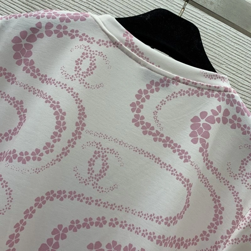 Chanel T-Shirts EasyMatch 107880