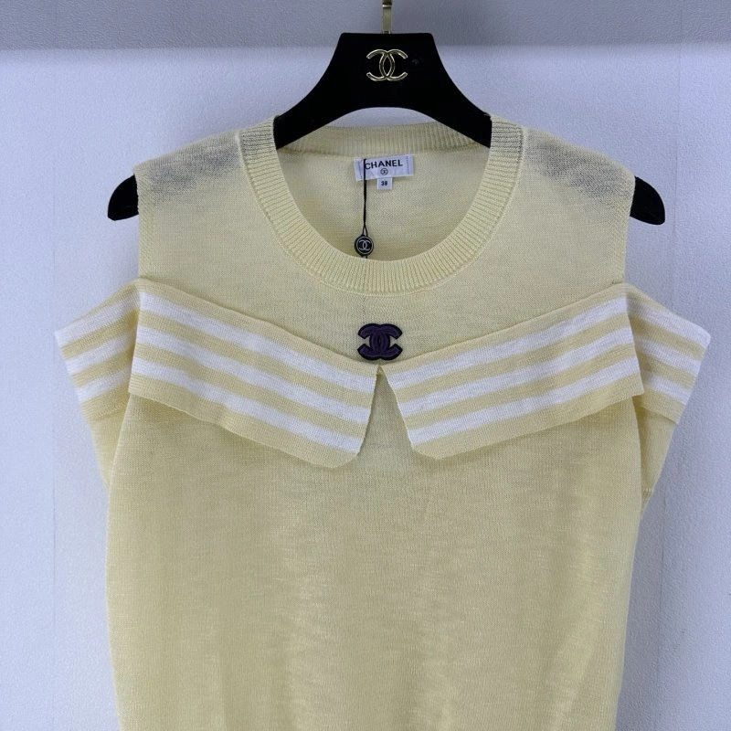 Reliable Chanel T-Shirts 107881