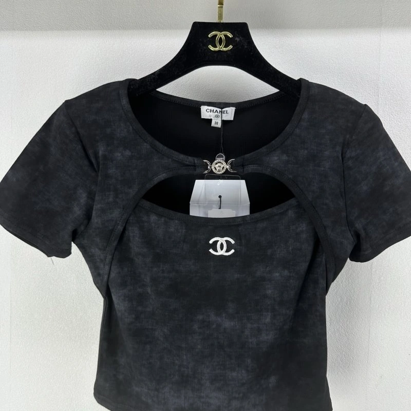 Chanel T-Shirts Original 107856