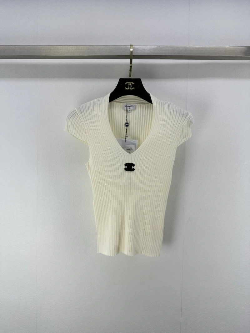Tailored Chanel T-Shirts 107868