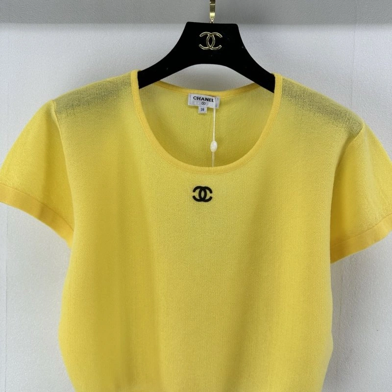 Chanel T-Shirts Timeless 107857