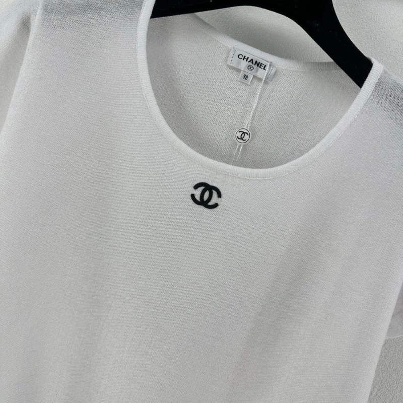 Chanel T-Shirts Durable 107869