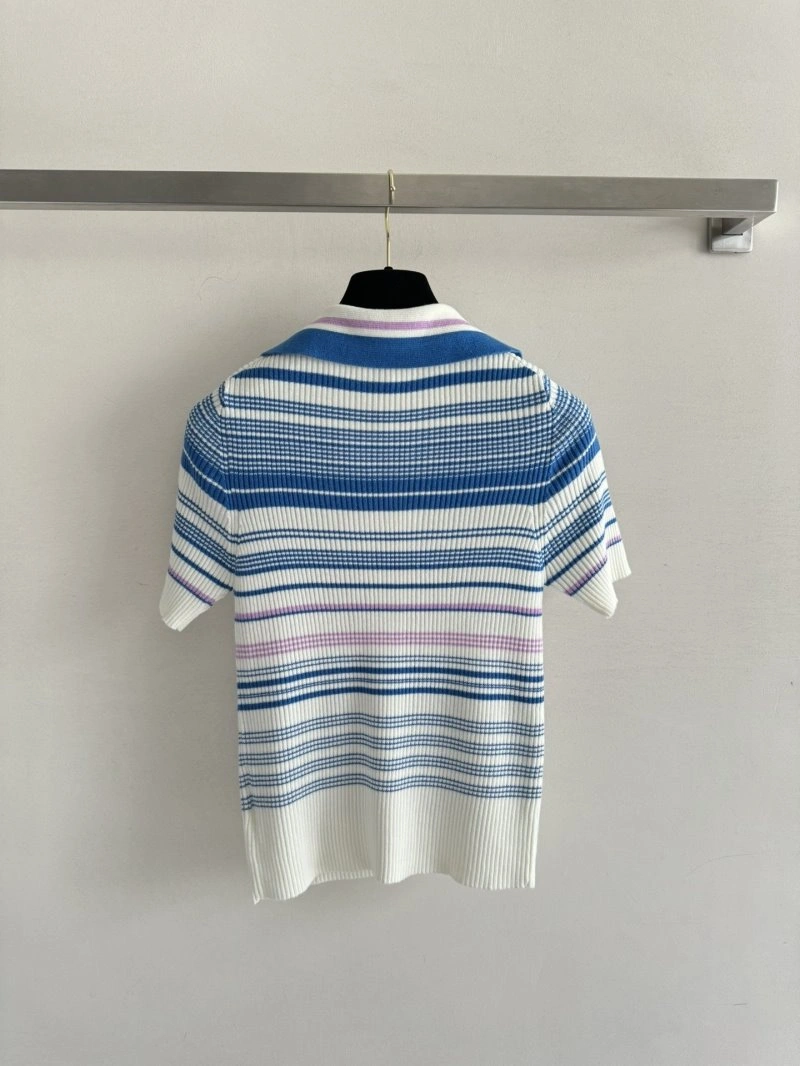 Effortless Chanel T-Shirts 107845