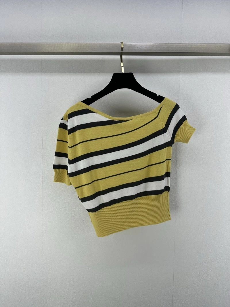 Chanel T-Shirts Practical 107846