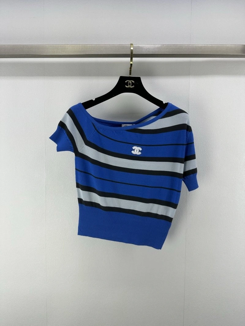 Premium Chanel T-Shirts 107840