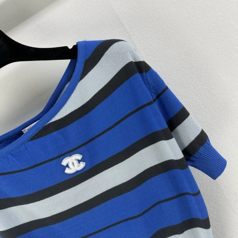 Premium Chanel T-Shirts 107840