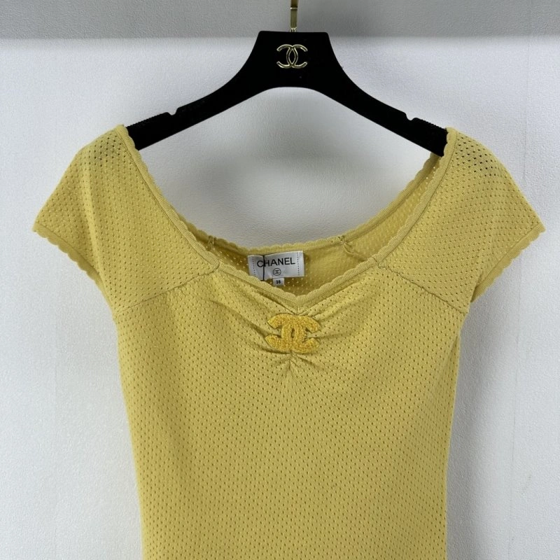 Seasonal Chanel T-Shirts 107836