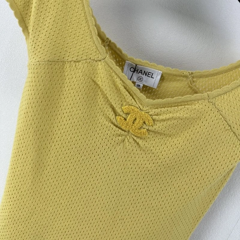 Seasonal Chanel T-Shirts 107836