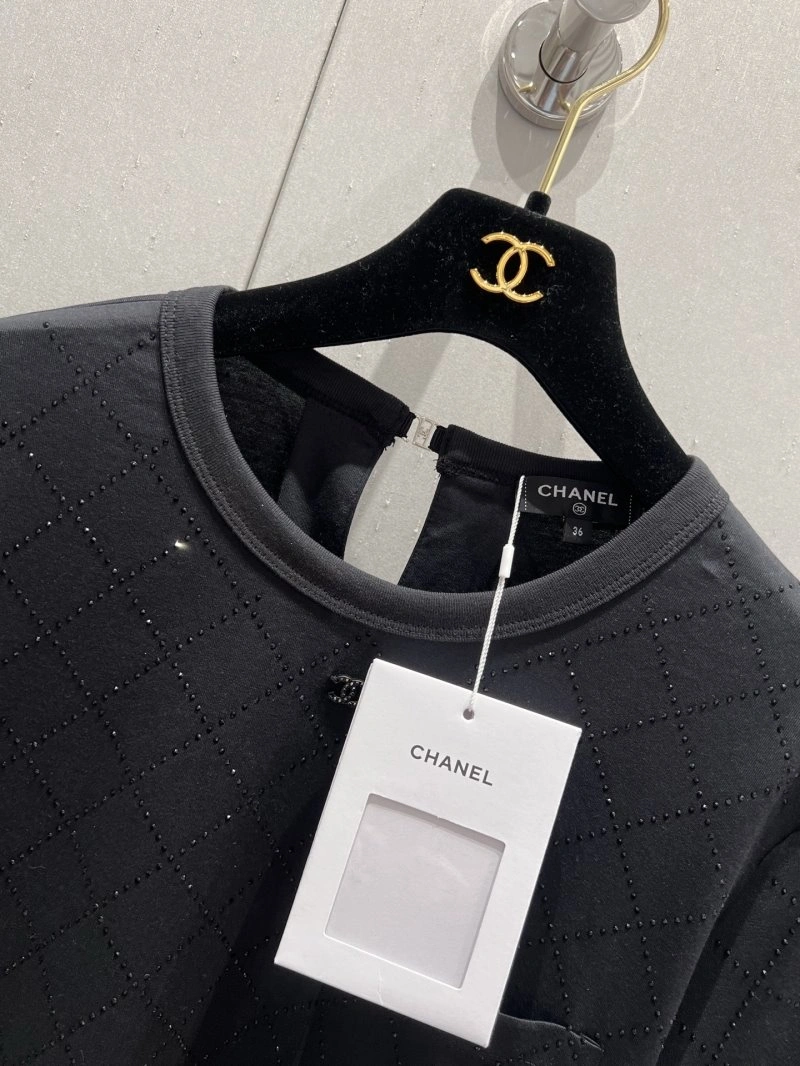 Chanel T-Shirts Seasonal 107826