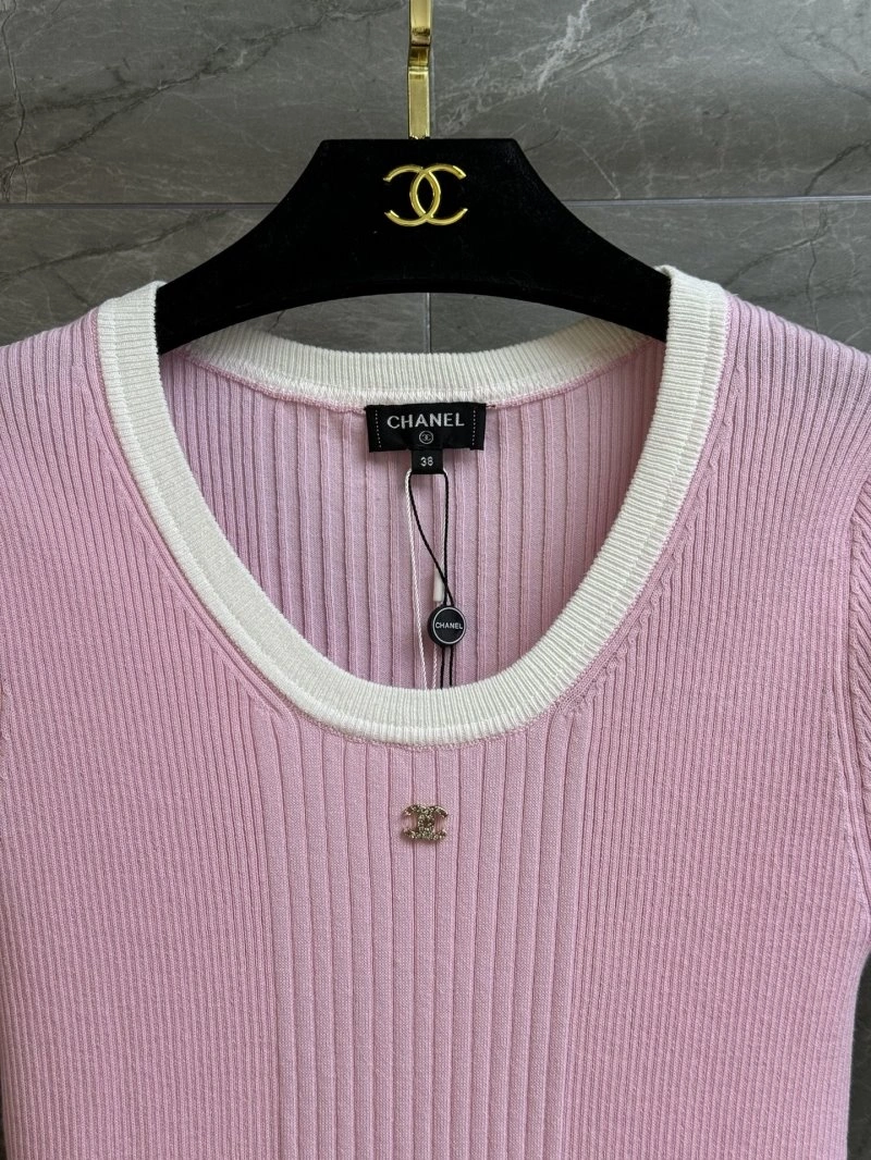 Vibrant Chanel T-Shirts 107812