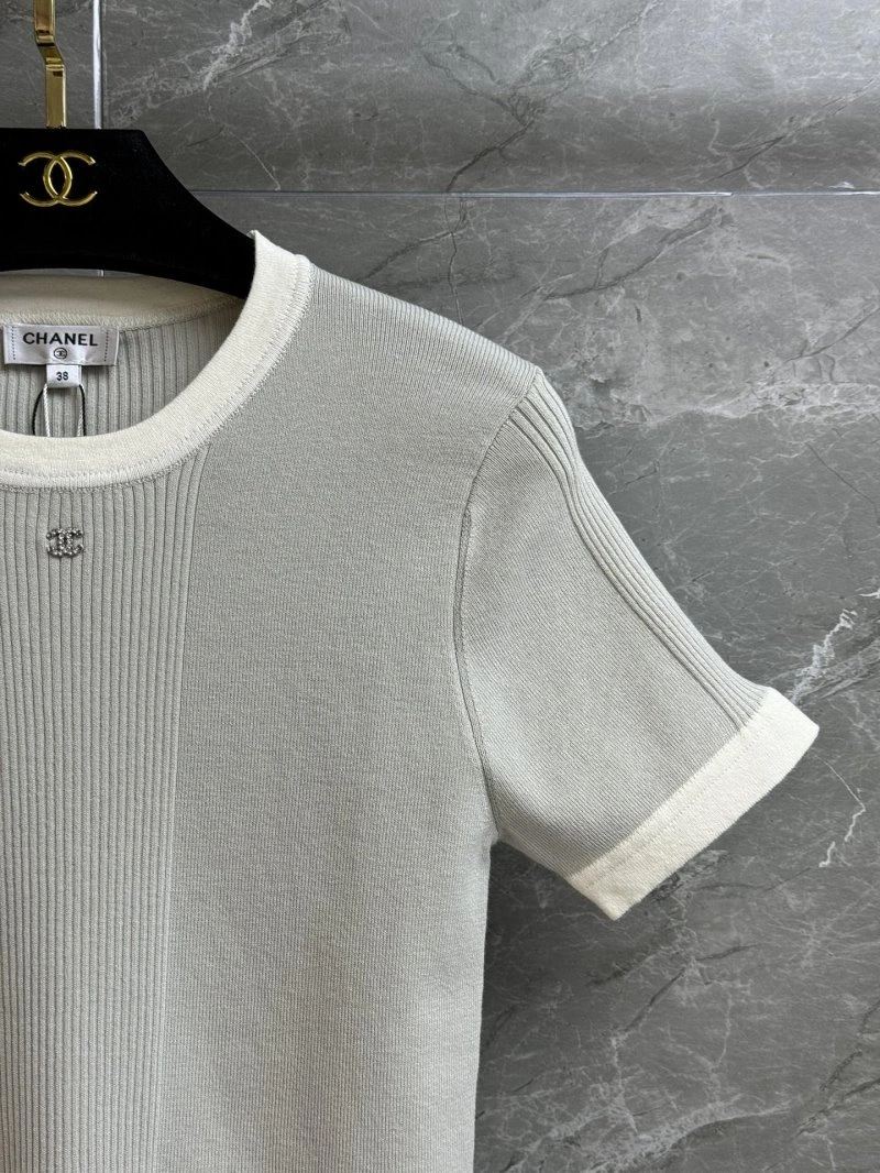 Comfortable Chanel T-Shirts 107806