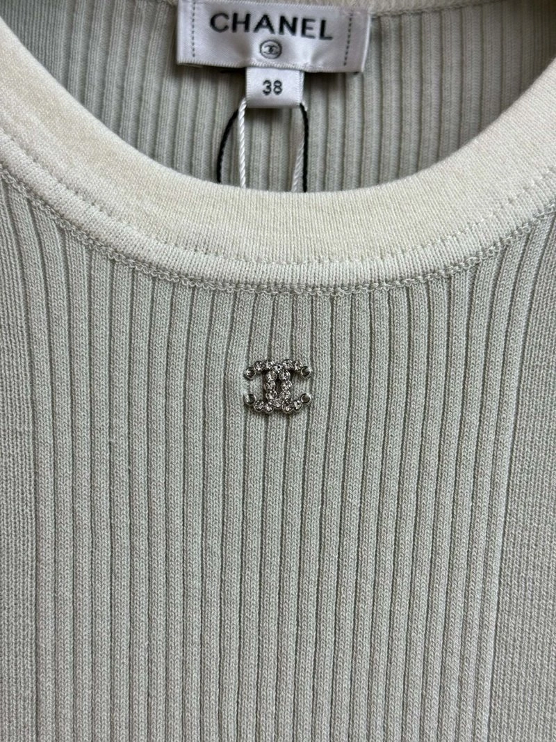 Comfortable Chanel T-Shirts 107806