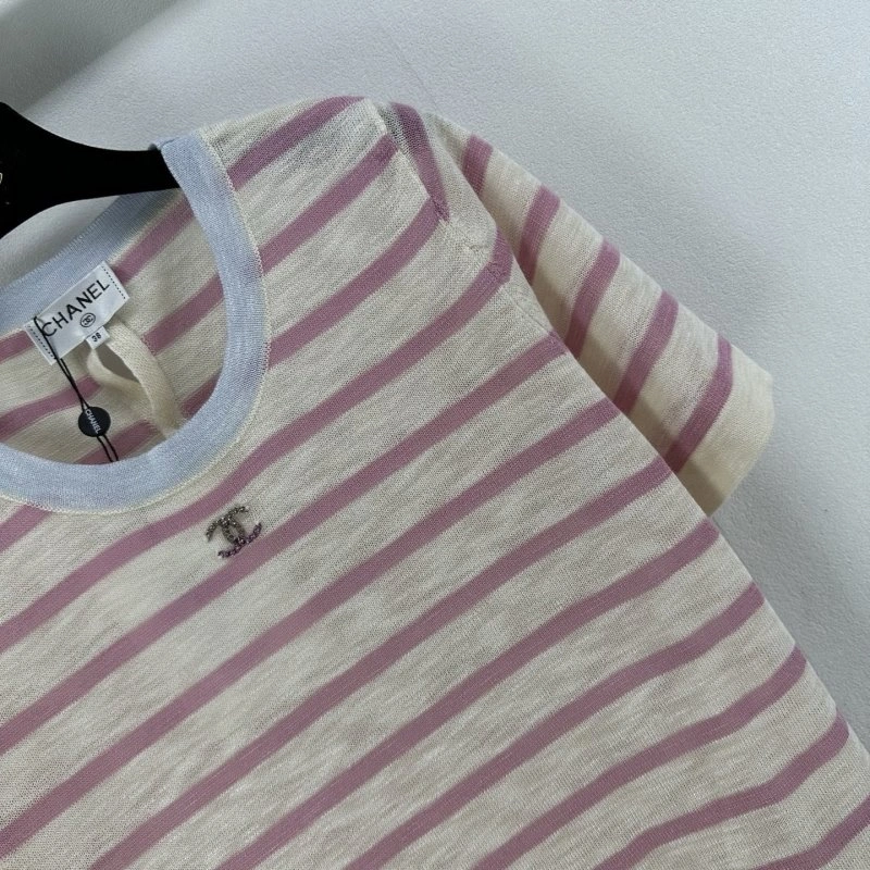 Breathable Chanel T-Shirts 107814